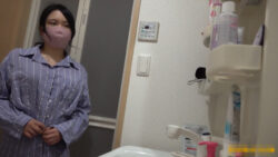 民泊盗撮動画「最高峰の美乳が登場！女の子の処理まで収録」着替え盗撮レビュー